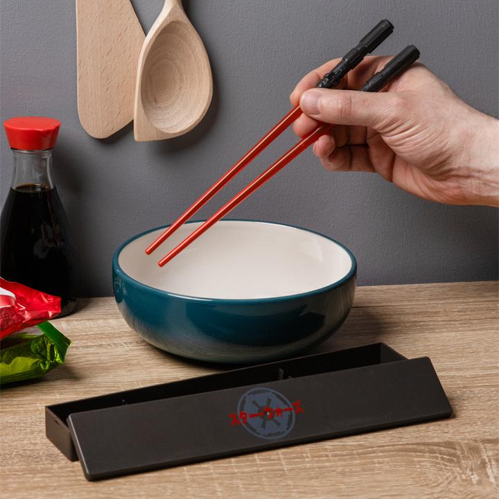 Actual product image Paladone Products Star Wars Lightsaber Chopsticks in Box (2 Piece, Chopsticks)