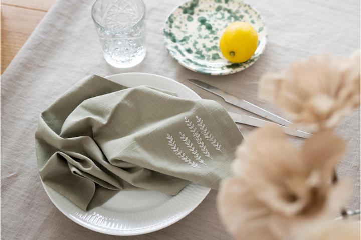 Actual product image Creativ Company Bastelset Sticken Serviette