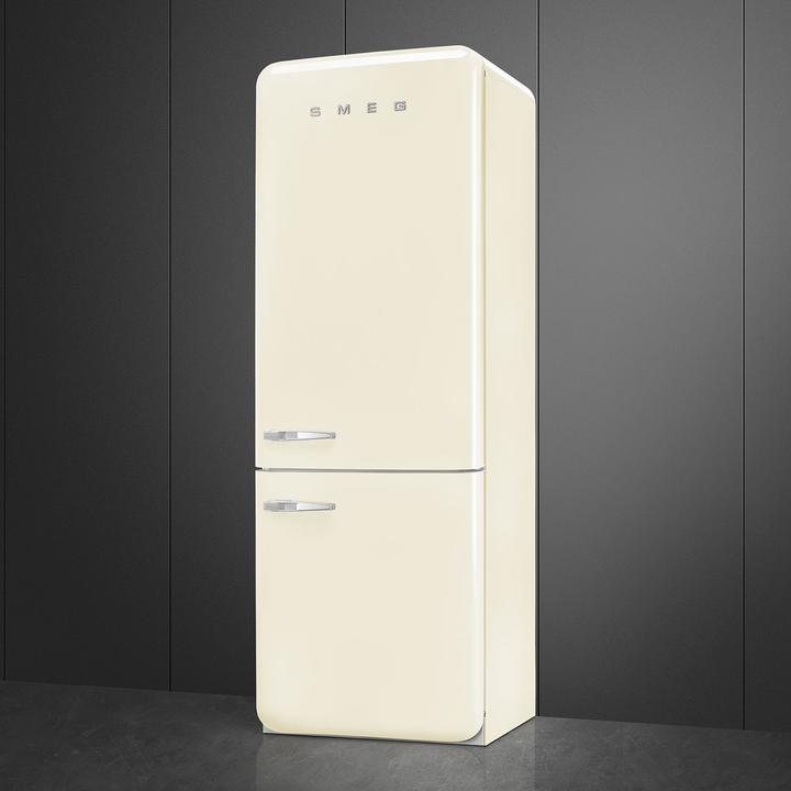 Produktbild Smeg FAB38RCR6 Kühl-Gefrierkombination Rechtsanschlag Creme 50s Style 2025 Modell, EEK: D (481 l)
