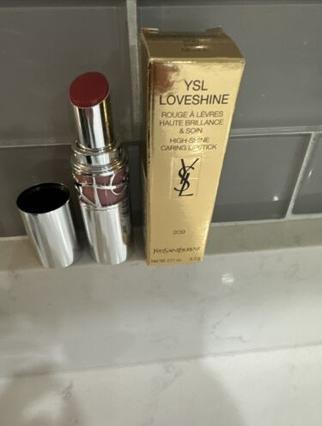 Yves Saint Laurent Loveshine Rouge Volupte Shine Lippenstift 209 (209 Pink Desire)