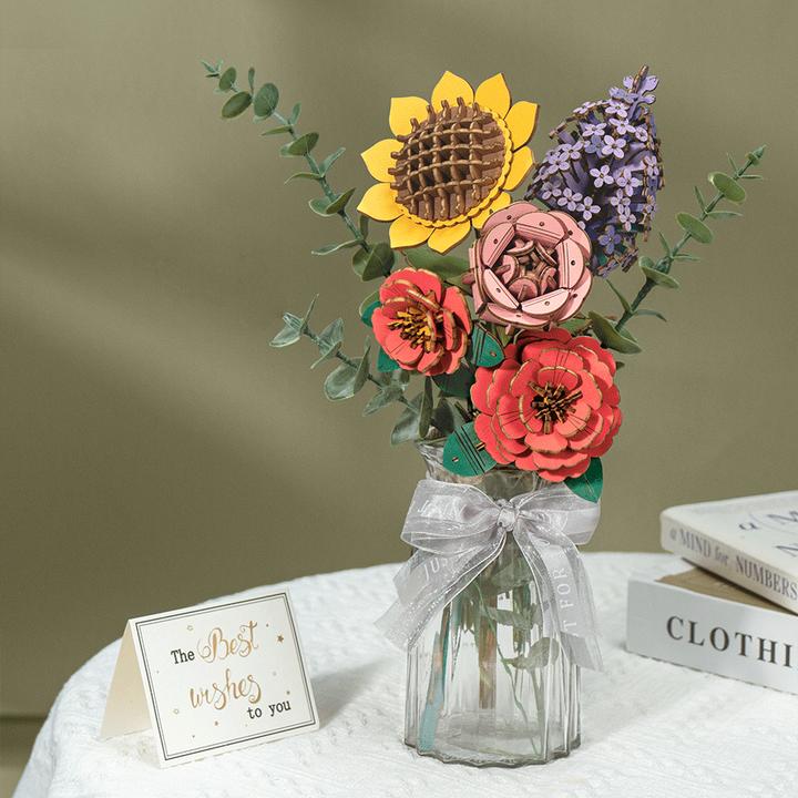 Actual product image Robotime Sunflower - Wooden construction kit flower