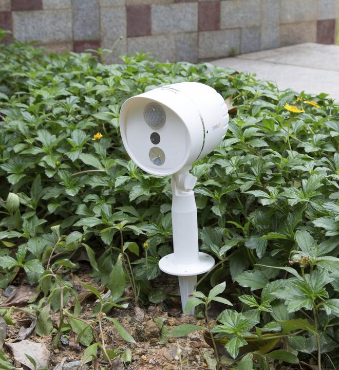 Actual product image Technaxx Surveillance camera HD outdoor camera with LED lamp TX 106 (1280 x 720 pixels)