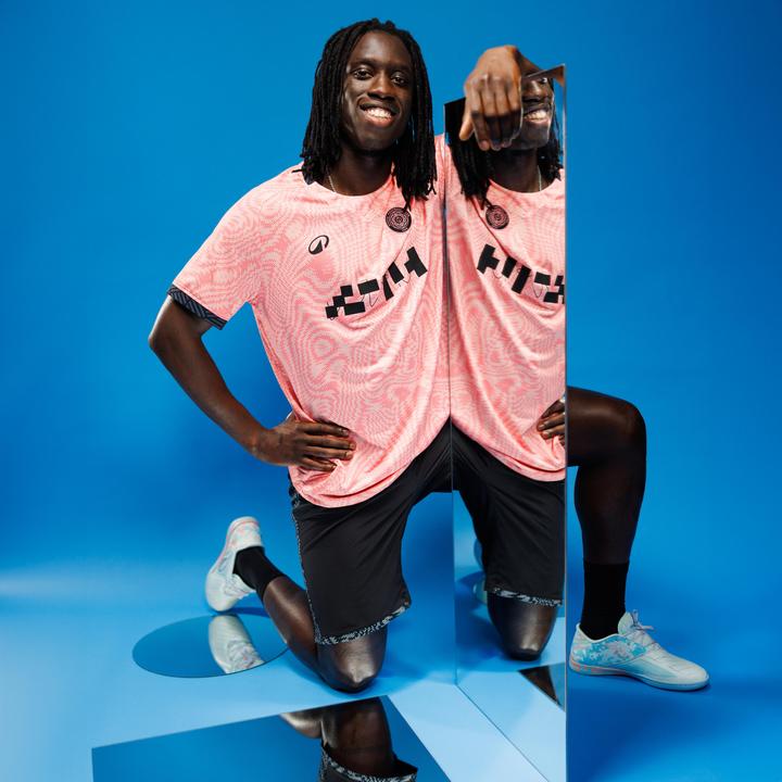 Produktbild Kipsta Fussball Schuhe Limited Edition - Ginka Pro Zicky Té (43)