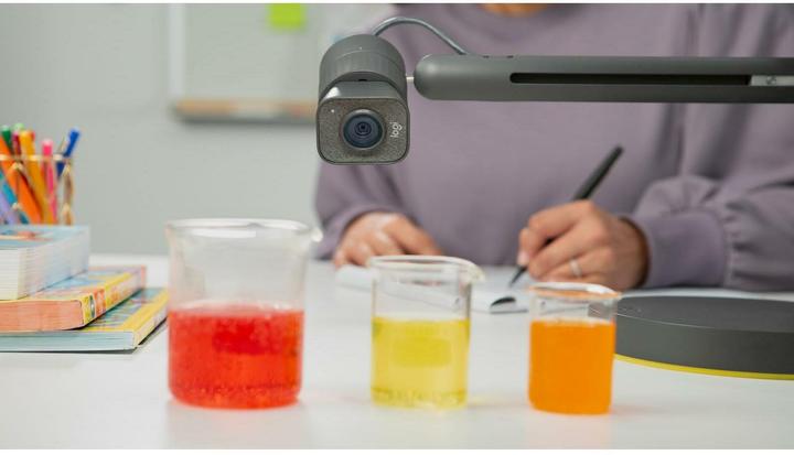 Actual product image Logitech Reach - Adjustable content camera with table base
