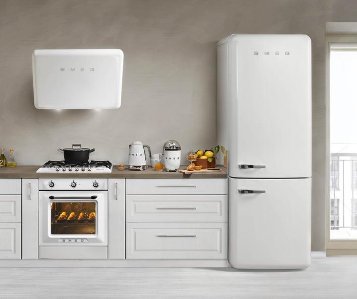 Produktbild Smeg FAB32RWH5 (331 l)