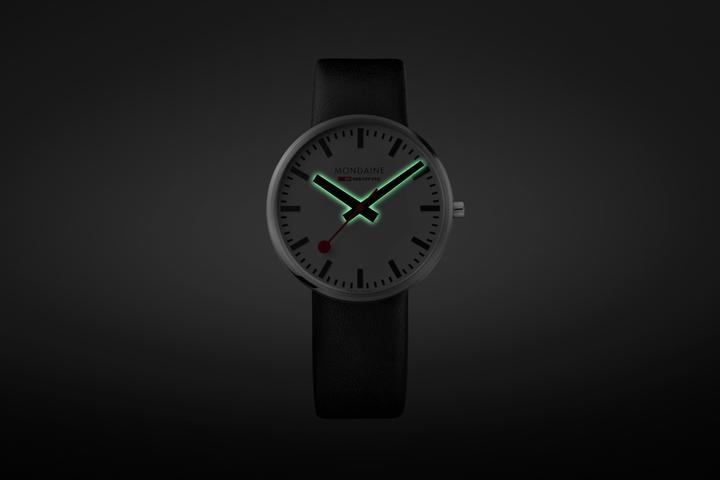 Immagine prodotto Mondaine colosso (Orologio da polso analogico, Fatto in Svizzera, 42 mm)