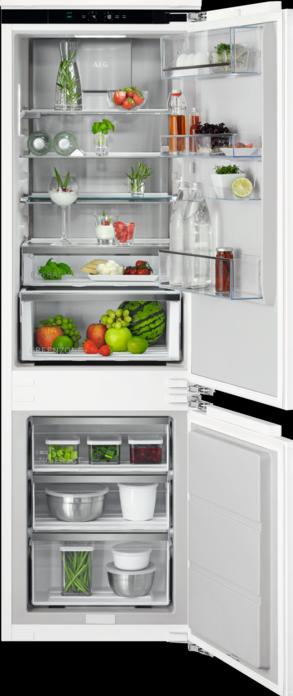 AEG TSC8M181CC Built-in fridge-freezer / Series 8000 with Cooling 360° / 1780 mm / Freezer compartment (244 l)