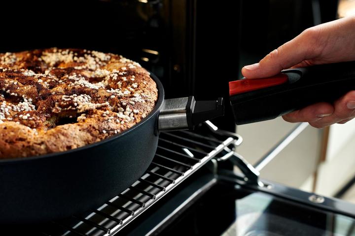Actual product image Woll Diamond Lite frying pan (24 cm, Frying pan, Cast aluminium)