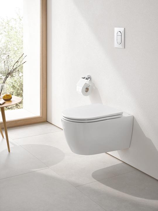 Actual product image Grohe Essence wall-hung WC