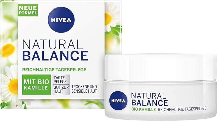 NIVEA Crema idratante con camomilla biologica, olio di jojoba e mandorla, per pelli da giorno, secche e