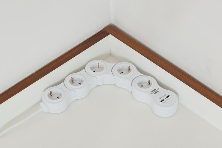 Produktbild Brennenstuhl Vario Power (7 x, USB-A, CEE 7/3, 1.40 m)