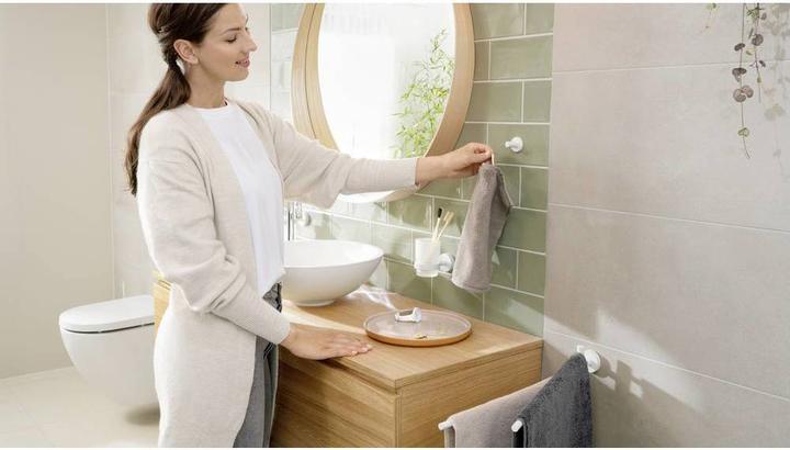 Produktbild tesa MOON WHITE Handtuchhaken inkl. Klebelösung ohne Bohren