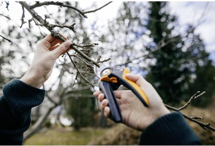 Actual product image Fiskars M P921 Branch pruner bypass /Orange
