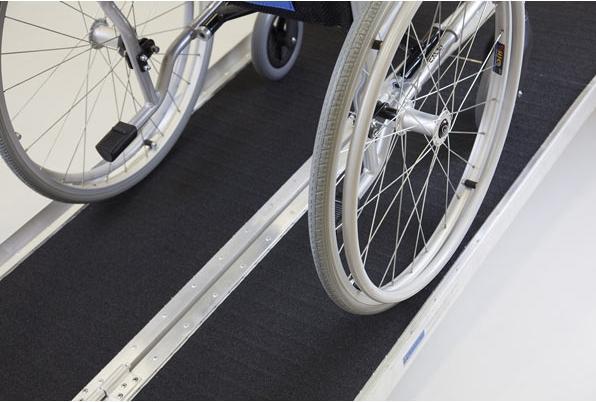 Produktbild The Ramp People Vierfach faltbare Rampe Economy 30 cm