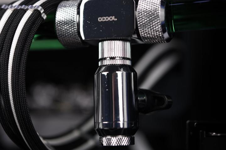 Actual product image Alphacool Icicle 2 ways ball valve G1/4