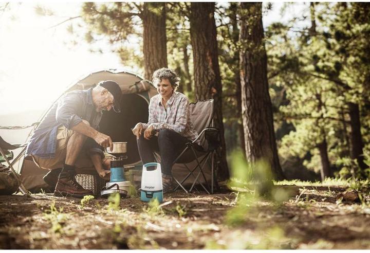 Actual product image Energizer E304157500 Hybrid Powered LED camping lantern 1250lm battery-powered Door