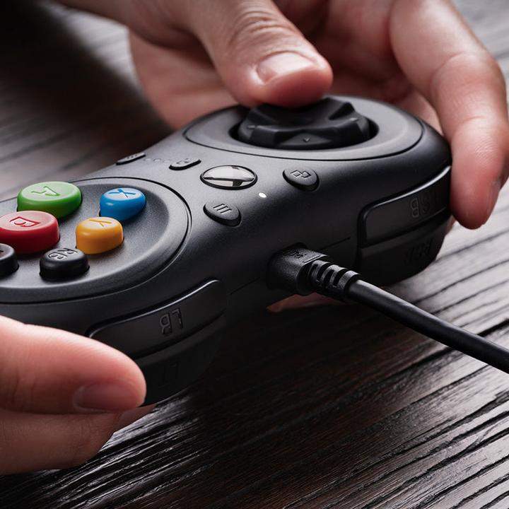 Image du produit 8bitdo M30 (Xbox Series X, Xbox Series S, Xbox One X, Xbox One S, Windows)