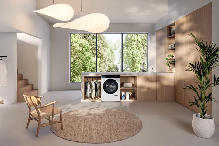 Actual product image Miele NOVA W2 WQ 100-10 CH (9 kg, Right, CH plug)