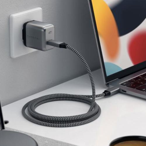 Actual product image Satechi USB4-C – USB-C (0.80 m, USB 4.0)