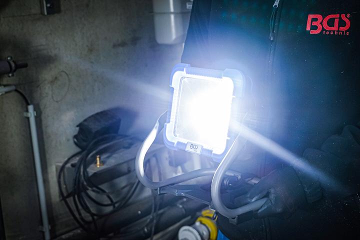 Image du produit BGS Lampe de travail LED sur batterie | repliable | 18 V | sans batterie (2000 lm)