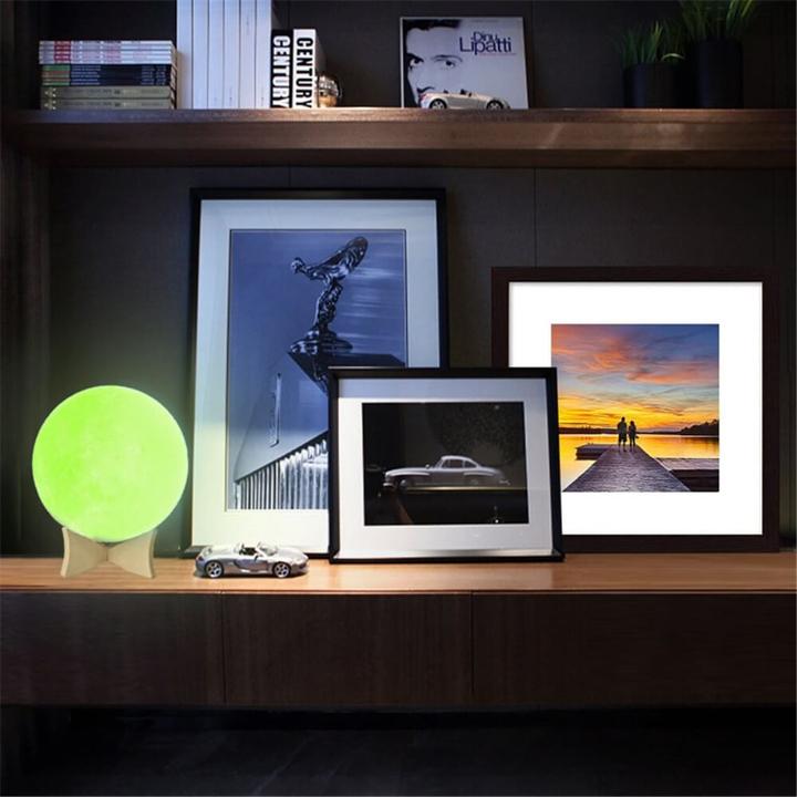 Actual product image Cover-Discount Moon lamp 3D