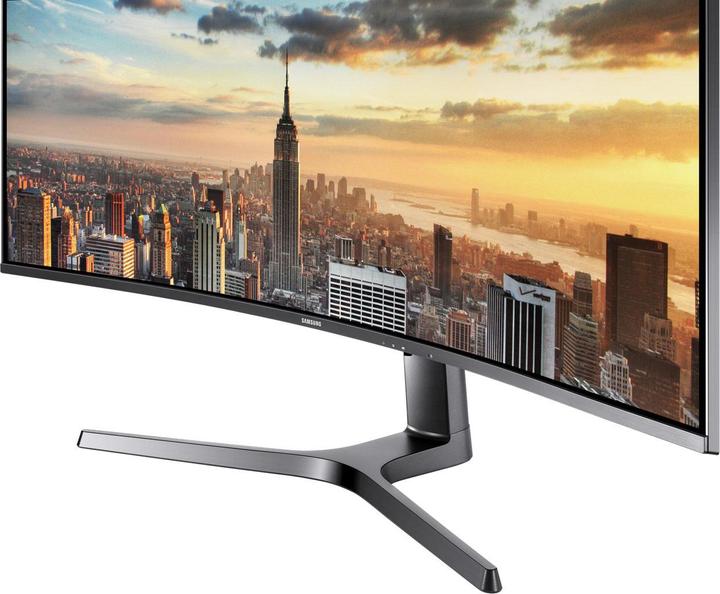 Samsung SyncMaster C43J890DKU (3840 x 1200 pixels, 43")