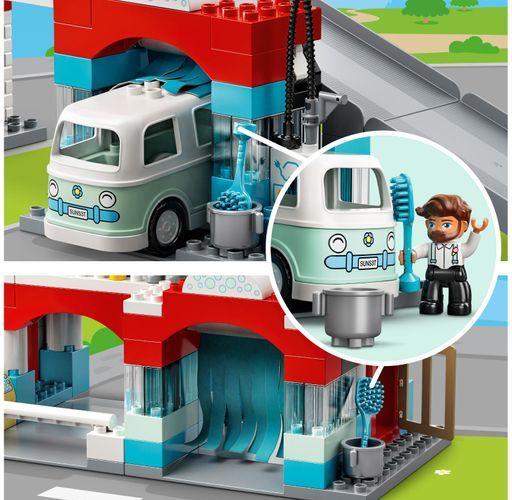Produktbild LEGO Parkhaus mit Autowaschanlage (10948)