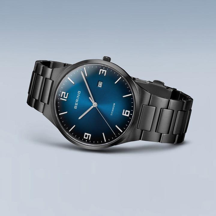 Actual product image Bering 15240-727 (Analogue wristwatch, 40 mm)
