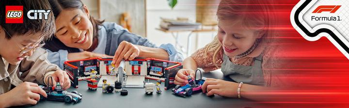 Image du produit LEGO F1 Garage mit Mercedes-AMG & Alpine Rennautos (60444, LEGO City)