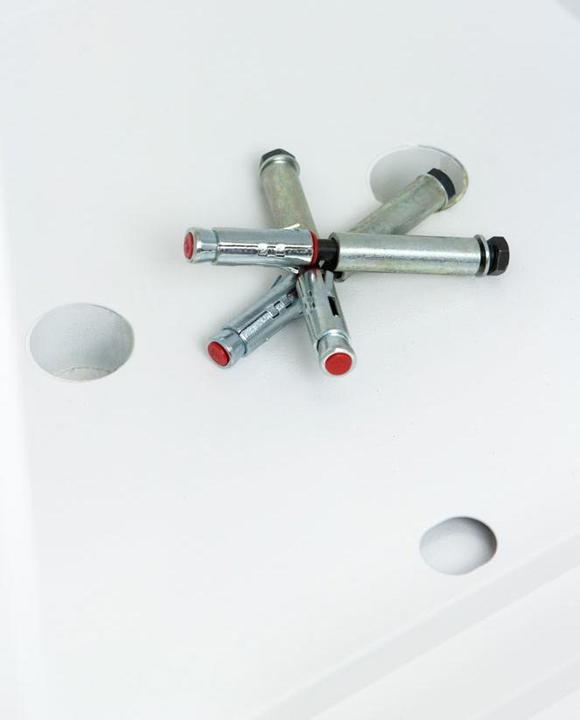 Actual product image Phoenix Fortress E (43 l)