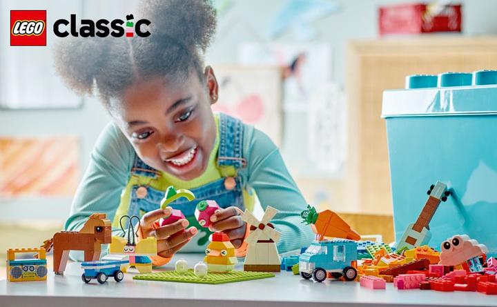 Actual product image LEGO Colourful building block box (11038, LEGO Classic)