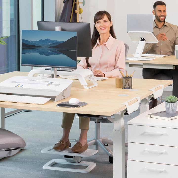 Actual product image Fellowes Hana Lt Foot Rest White (45 x 35 cm)