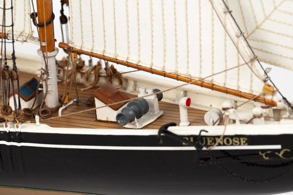 Produktbild Billing Boats Bluenose II - Wooden hull (428350)