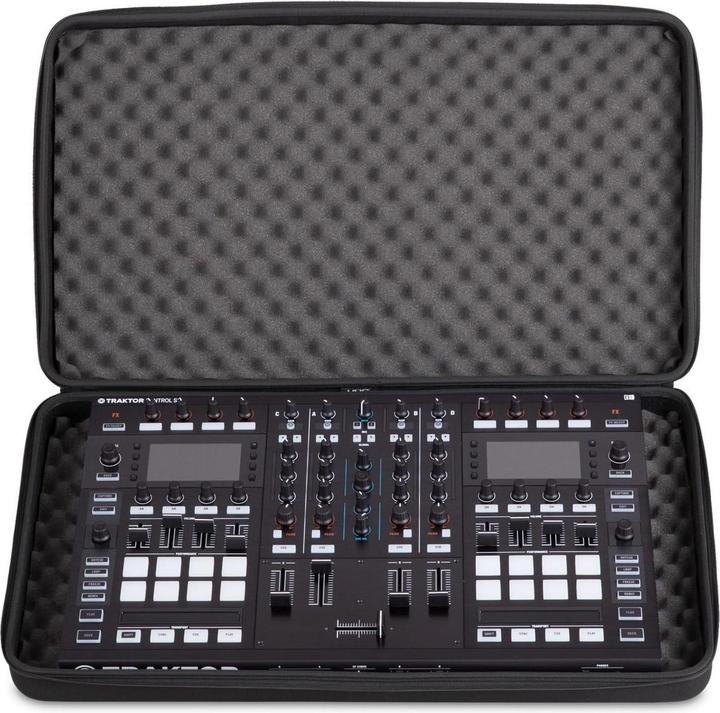 Actual product image UDG U8303bl Creator Controller Hardcase XL