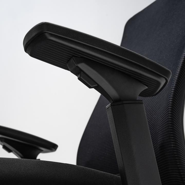 Actual product image Yaasa Chair Essential