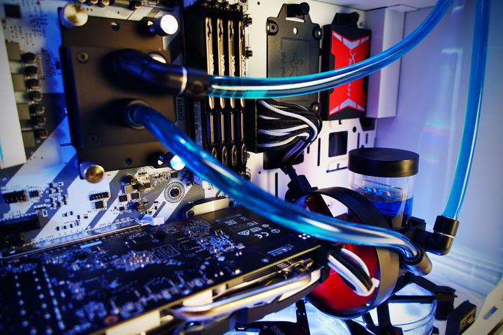 Image du produit In Win 303 Tour midi MSI Dragon Edition (ATX, mATX, Mini-ITX)