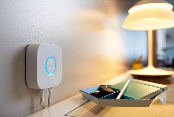 Produktbild Philips Hue White Starter Set (E27, 9.50 W, 1055 lm, 3 x, F)