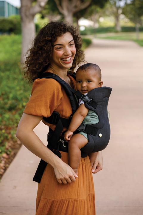 Produktbild Infantino Flip Advanced 4-in-1 Babytrage "Gold" – Ergonomische Babytrage mit 4 Tragepositionen