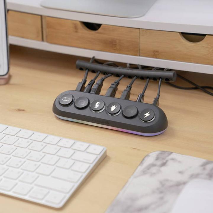 Actual product image Streamplify Hub Deck 5 (USB-A, 5 Ports)