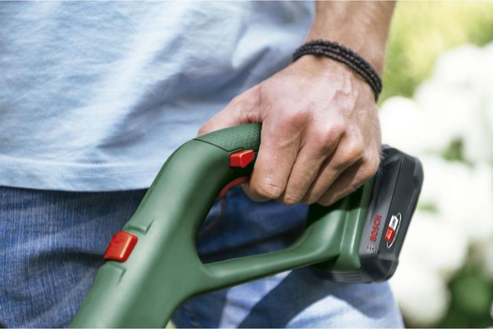 Produktbild Bosch Home & Garden EasyGrassCut 18V-260 (2x2,0Ah) (Trimmfaden)