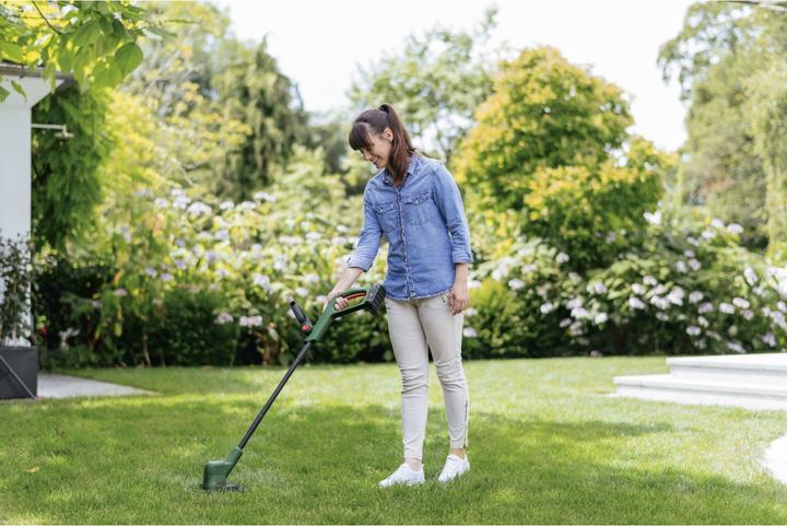 Produktbild Bosch Home & Garden EasyGrassCut 18V-260 (2x2,0Ah) (Trimmfaden)
