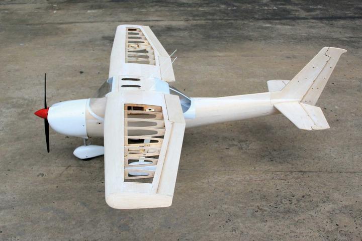 Produktbild Seagull Models ( SG-Models ) Cessna 152 Aerobat 80" Master Scale Kit Holzbausatz