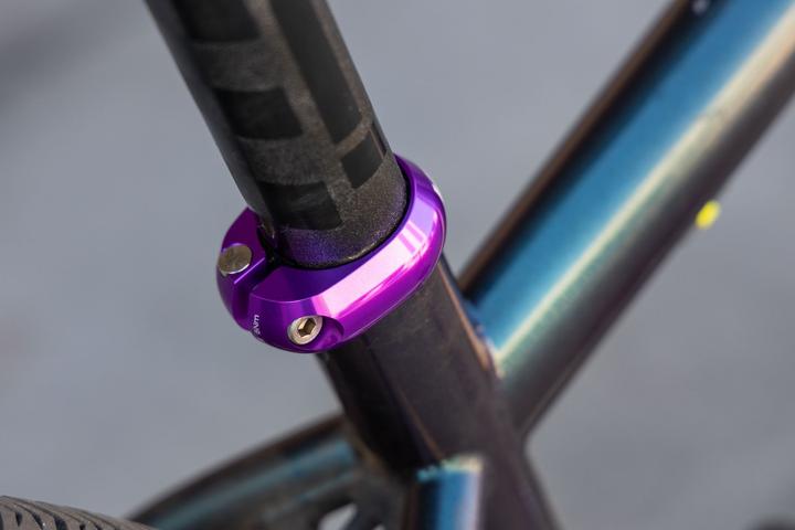Actual product image Chris King Seatpost Collar, 31.8mm, 3D violet