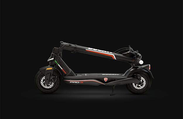 Produktbild Ducati E-Scooter Pro-III (25 km/h, 50 km, 350 W)