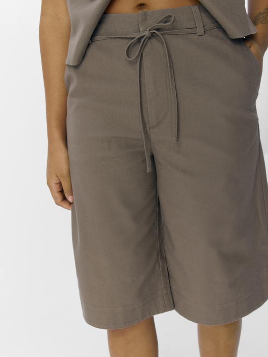 Produktbild Object Tailored Bermudashorts (38)