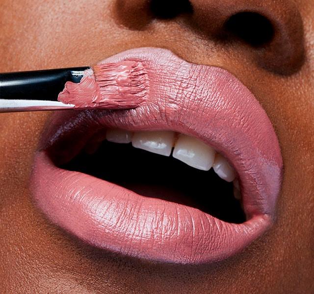 Produktbild MAC Cosmetics Amplified Lipstick (Cosmo)