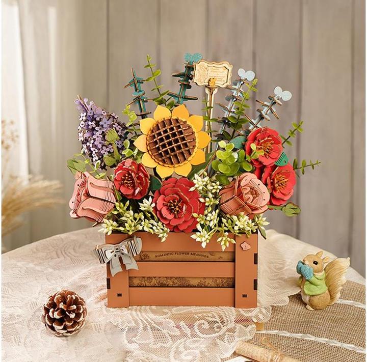 Actual product image Robotime Modellbausatz 'Wooden Bloom Box' (658 pieces)