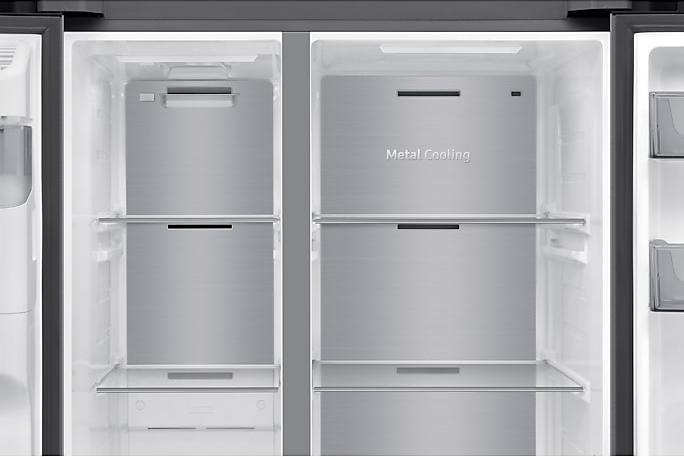 Produktbild Samsung RS70F Side-by-Side mit Metal Cooling und Wassertank, EEK: E (640 l)