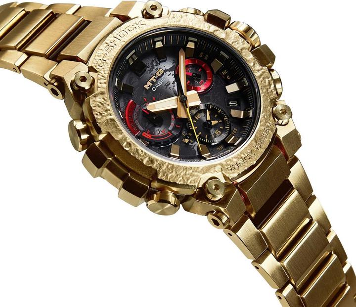 Actual product image Casio Supermoon - MTG-B3000CX-9AER (Diving watch, 51 mm)