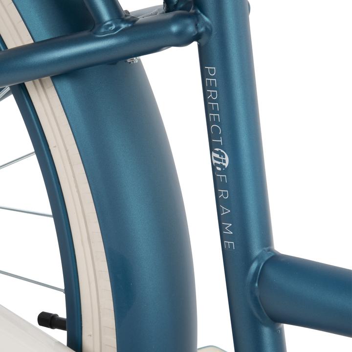 Actual product image ‎Huffy Huffy Deluxe Cruiser 26 Inch Bike, Turquoise